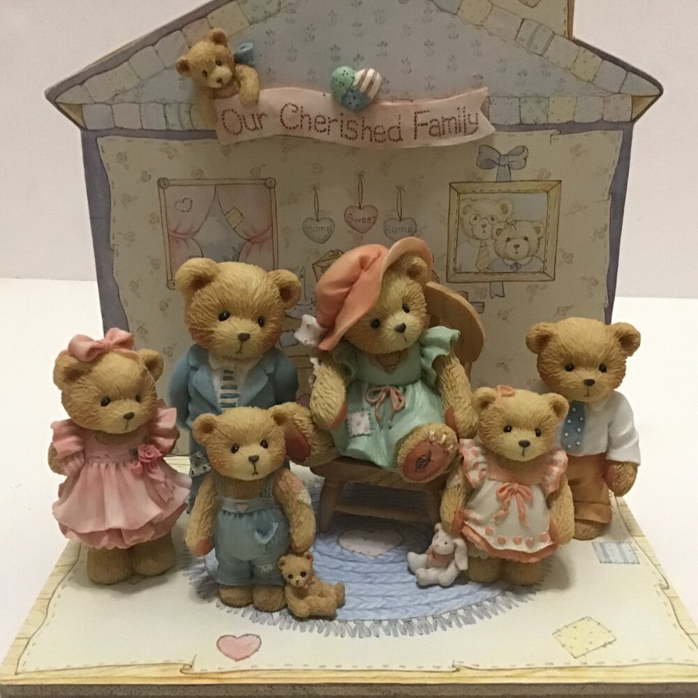Cherished Teddies 651125 Our Cherished Family A Seven Piece Collector Set Vtg - Picture 5 of 8